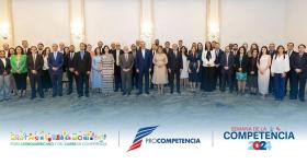 Group photo at Semana de la Competencia